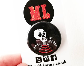 Skull Badge, skull pin, gothic badge, heavy metal, rock n roll, pin badges, birthday badge, gifts for her, gothic gift, skull gifts