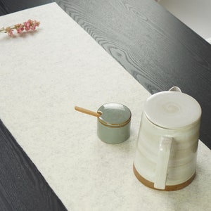 35 cm deep Eco felt 4 mm table runner universal length in desired size vegan, fair, made in cologne image 2