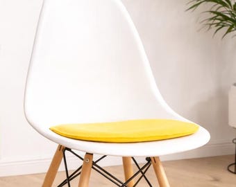 Padded rPET felt cushion suitable for Vitra and Herman Miller Eames Fiberglass & Plastic Sidechair DSW, DSR, DSX - version without armrests!