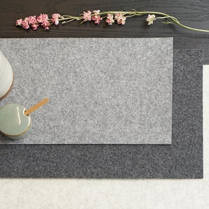 20 cm deep Eco Felt 4 mm table runner universal – length in desired size