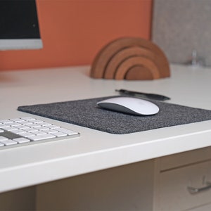 Podkładka pod mysz z filcu, mata pod mysz, podkładka pod mysz "zrównoważona, wegańska, uczciwa, z powłoką antypoślizgową"