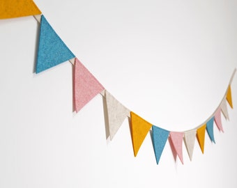 Eco felt garland pennant chain for children's rooms, birthdays, celebrations, gardens approx. 2.5 m long - sustainable, vegan, fair