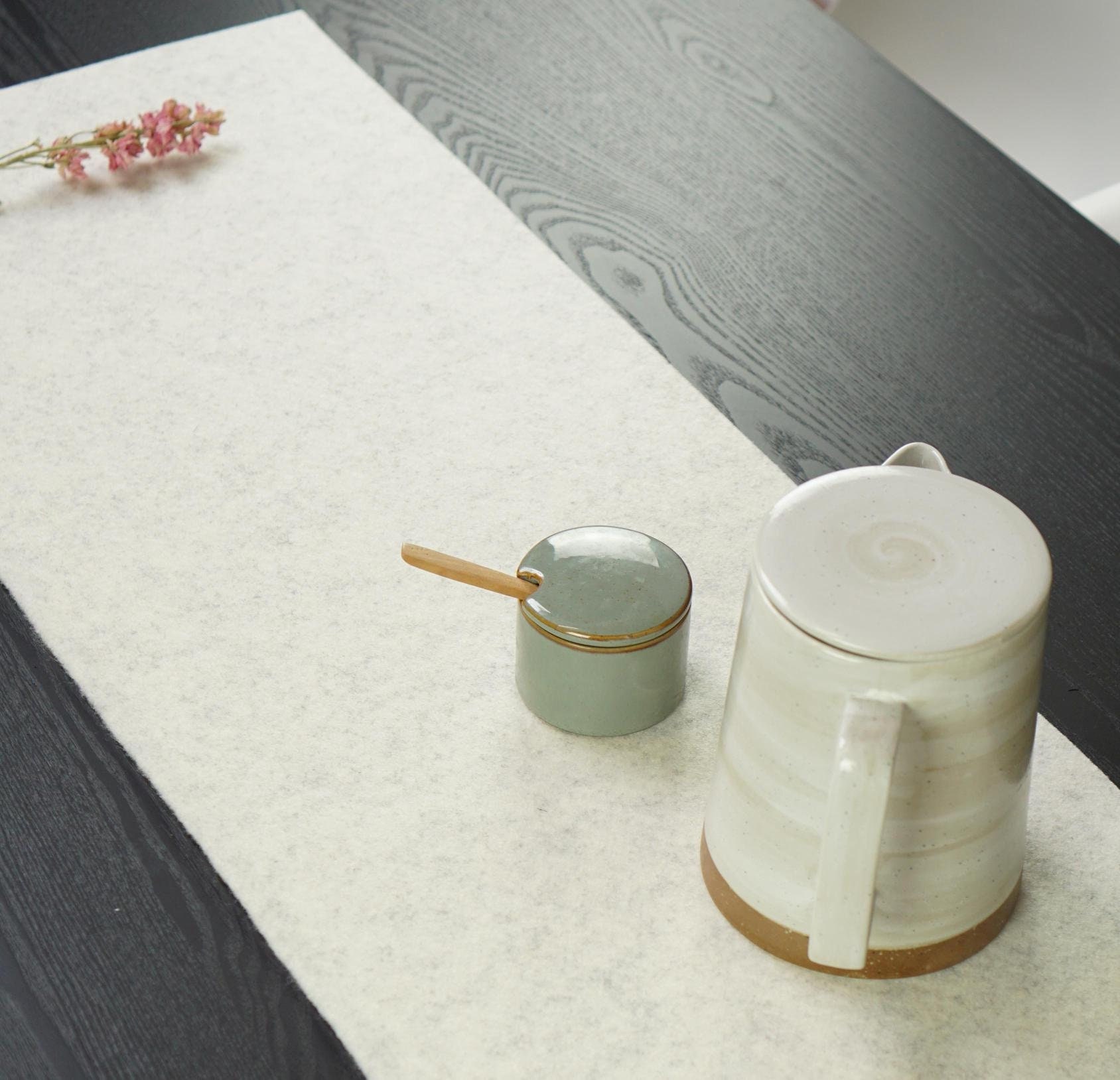 45 cm deep Eco felt 4 mm table runner universal – length in desired size