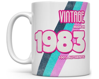 Taza de café retro personalizada del año de nacimiento de los años 80, taza del año de cumpleaños del niño de los años 80, taza de la nueva ola de los años 80, regalo de cumpleaños número 40 35 para un amigo hombre mujer
