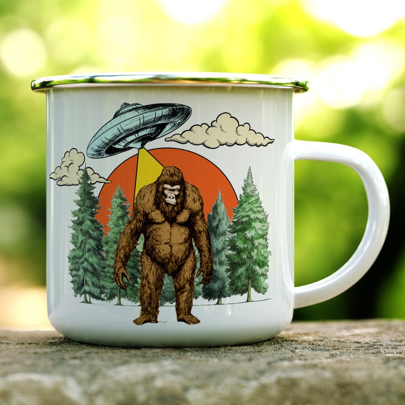 Sasquatch Mug, Bigfoot Mug, Alien Campfire Mug, UFO Mug, Paranormal Camping Mug, Outdoor Mugs, Nature Mug, Camp Mug, Camping Lover Gift image 2