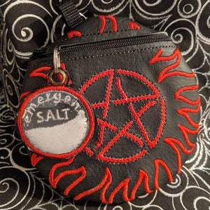 Supernatural Anti Dämon Clip Tasche mit Notfall Salz Anhänger
