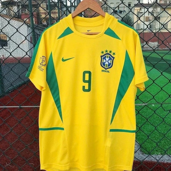 Brasilien Fussball Trikot von Brasilien Ronalo 9 aus der Fussball WM 2002 Retro