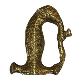 Ręcznie wykonane grawerowane rzeźby, rękojeść miecza Radźputów, głowa lwa, solidny mosiądz, wytrzymały, nadający się do użytku, pusty w środku.