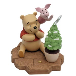 Disney Pooh and Friends One Little Star Makes A Difference Figurine Christmas