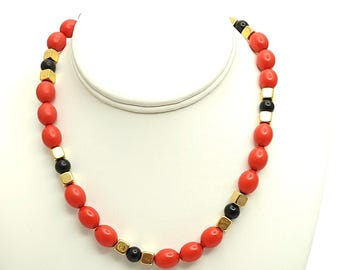 Vintage Napier Beaded Choker Necklace Red Black Gold Single Strand Classic Retro Jewelry