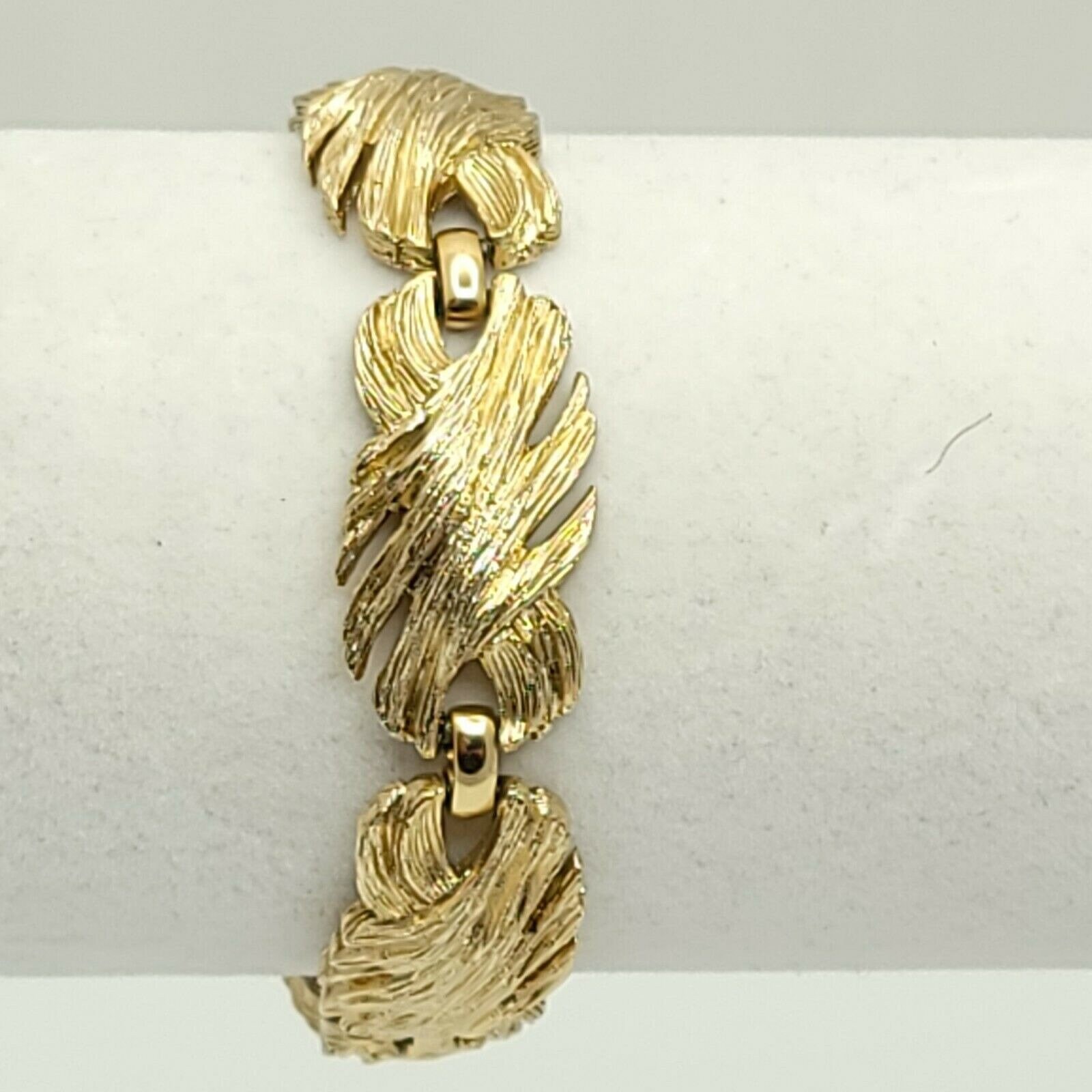 Vintage monet gold 2024 tone link bracelet