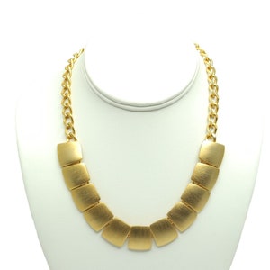 Vintage Lady Remington Rectangle Chunky Necklace Gold Tone Chain Link Statement