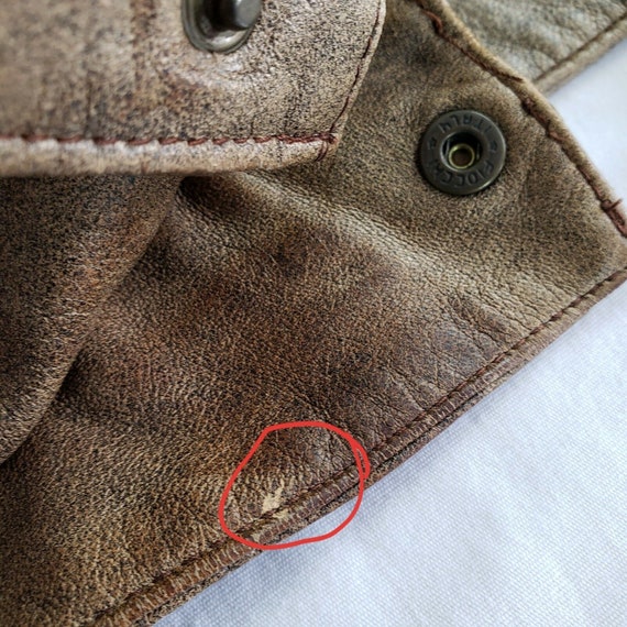 vera pelle lavorazione artigianale leather jacket