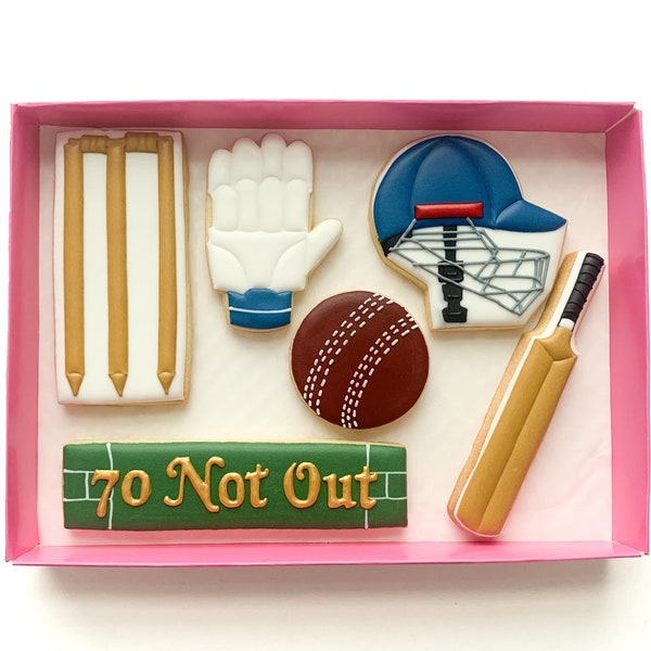 Personalised biscuit, Cricket Fan Gift Idea, Cricket lovers biscuit gift