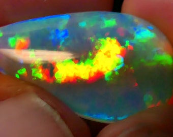 15.50 cts - Beste van het ras Super Vivid Neon Transparant Broadflash Patroon Crystal Welo Opal Met Video!