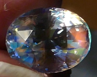 4.60 ct - Fine Top Gem Quality Rainbow Moonstone With Video!