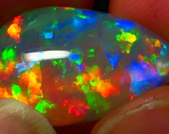 11.77 cts – Super Vivid Neon Best of Breed Galaxy Pattern Transparent Crystal Welo Opal!