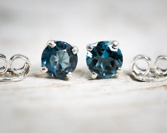 London Blue Topaz Stud Earrings: Sterling Silver 6mm