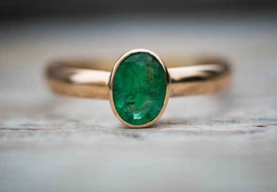 Buy emerald jewelry online