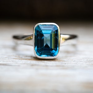 Blue Topaz White Gold Ring Size 7  - London Blue Topaz Ring 7  -  London Blue Topaz  14k White Gold Ring 7 -  London Blue Topaz Ring Size 7