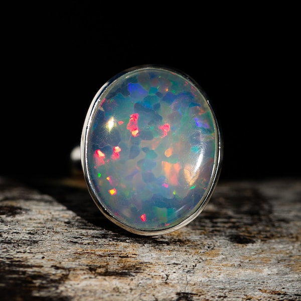 Eithiopian Opal Ring Size 9 - Firey Opal ring - Engagement Ring Alternative - Opal Ring - firey opal - Ring size 9 - October Birthstone 9