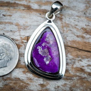 Sugilite pendant - Sugilite and Manganese Pendant - Gorgeous Tone - Sugilite Jewelry - Sugilite Silver Pendant - Sugilite Manganese necklace