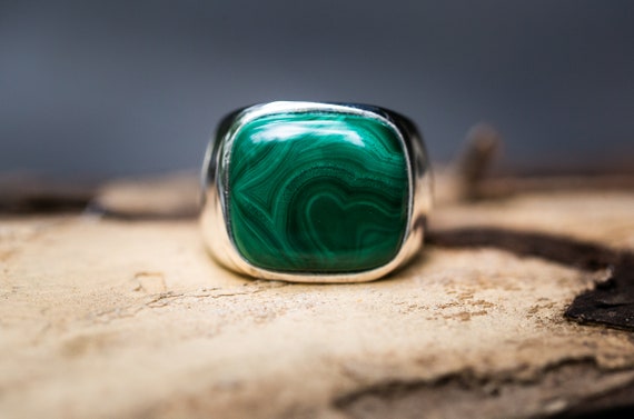 Green malachite best sale ring