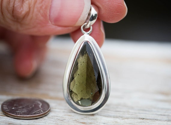 Genuine moldavite pendant sale
