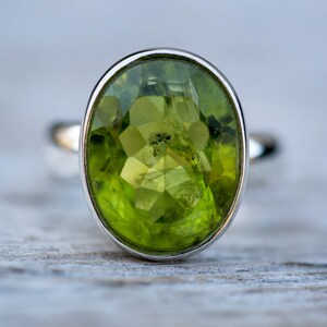 Peridot Ring Size 5.5 - Peridot ring - Peridot Ring - August Birthstone - August Birthstone - Peridot jewelry- Size 5.5 Ring Peridot Ring