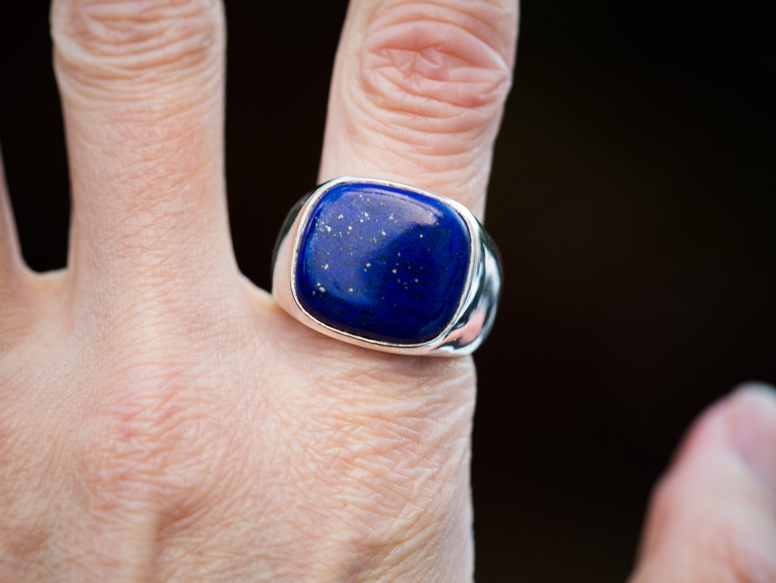 size 9 mens ring in mm