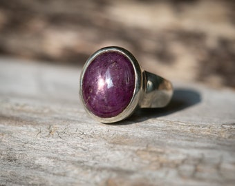 Star Ruby Sterling Silver Ring - Size 8
