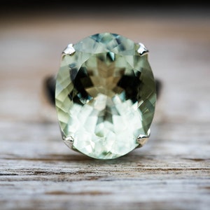 Green Quartz Ring 8 - Prasiolite Ring - Green Amethyst Ring - Green Quartz Ring Size 8 - Oval Cut Ring - Oval Green Amethyst Ring