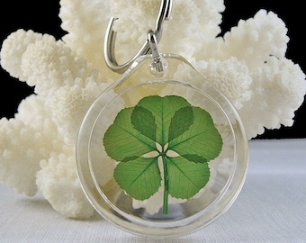 Genuine Preserved 5 Leaf Clover Keychain – Lucky Charm Pendant Acrylic Holder