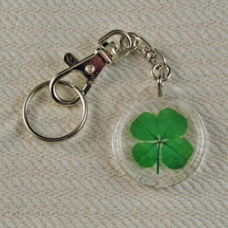 Good Luck Charm Trigger Snap Keychain With a Real Genuine Four Etsy