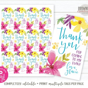 Puede incluir: Un conjunto de 12 etiquetas de agradecimiento imprimibles con un dise&ntilde;o floral tropical con flores rosas, amarillas y moradas. Las etiquetas dicen "&iexcl;Gracias por venir a mi luau! Con cari&ntilde;o, Gracie".