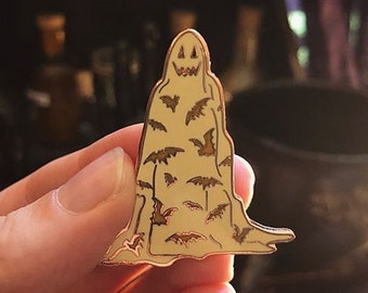 Sheet Ghost - Halloween Enamel Pin Collection *packaged with lavender*