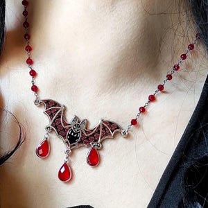Vampir-Fledermaus - Victorian Damast Halskette