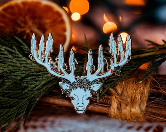 Yule Stag - Enamel Pin (black or white)