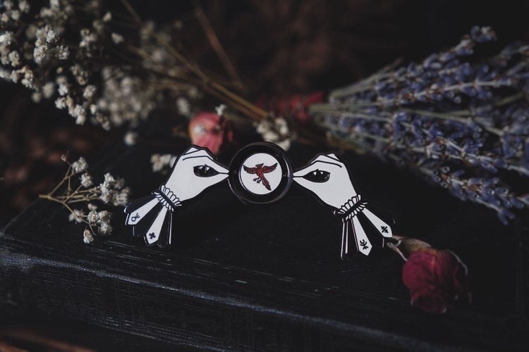 Illusions of Sleepy Hollow - Lively Ghosts x The Pickety Witch - Thau…