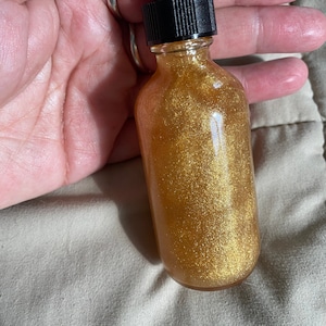 Queen Midas Shimmer Body Oil