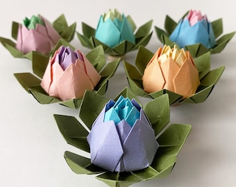 Set of Pastel Tones Origami Lotus Flowers, Weddings Favors and Table Decor, 1 Year Paper Anniversary, Event and Party Favours