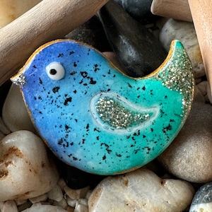 Broche oiseau bleu vert image 1