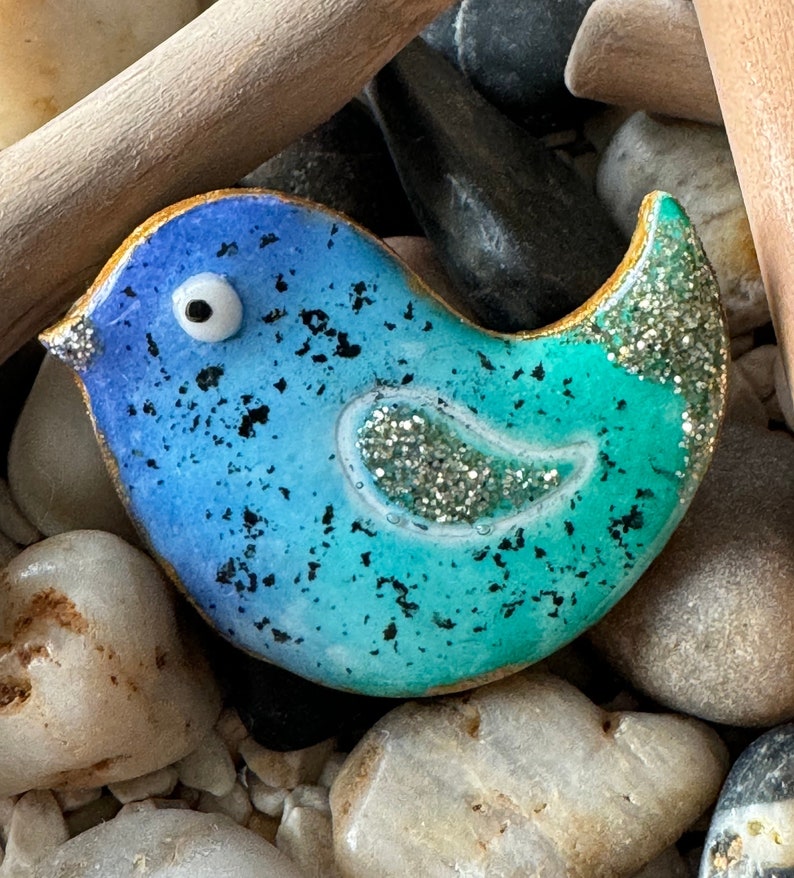 Broche oiseau bleu vert image 1