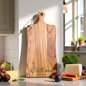 Personalized Acacia Cutting Board, Custom Engraved Charcuterie Board, Wedding Gift for Couple, Housewarming Gift & Christmas Gift immagine 7