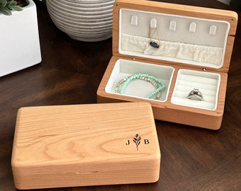 Wooden Jewelry Box, Jewelry Box Gift, Bridesmaid Gift, Personalized Jewelry Box, 5th Anniversary Gift, Jewelry Box Travel, Jewelry Case