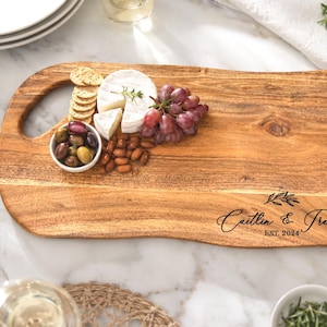 Personalized Cutting Board Wedding Gift, Custom Chopping Board, Charcuterie Board, Housewarming Gift, Mother's Day, Gift For Her Birthday