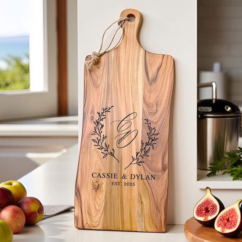 Personalized Cutting Board - Custom Cutting Board, Charcuterie Board, Unique Housewarming Gift, Kitchen Decor, Monogrammed Cutting Board