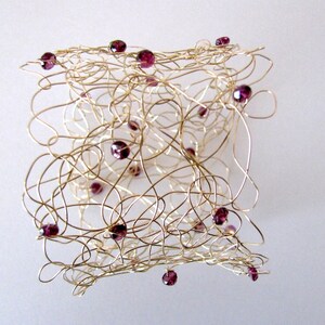 14k Gold Wire Wrap Bracelet with Rhodolite Garnet Gemstones image 3