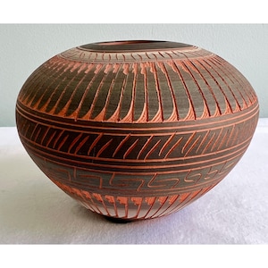 D. Nelson? Native American Pottery Seed Pot Sgraffito Carved Terracotta Signed