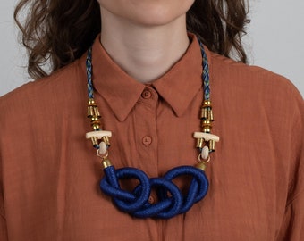 Blauwe bib ketting, touw knoop ketting, lichtgewicht verklaring ketting, moderne vezel ketting voor vrouw, giften voor haar